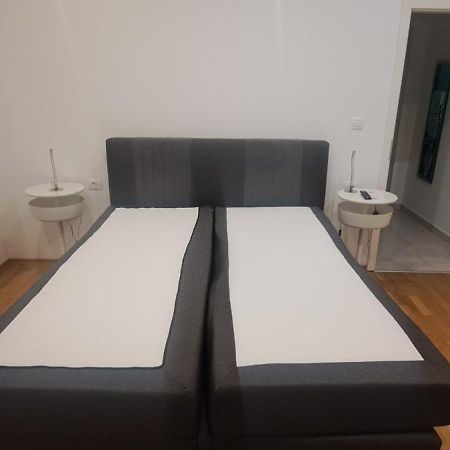 Apartment Kaza In Center, With Terrace, Private Parking, Step To The Sea Opatija Exterior photo