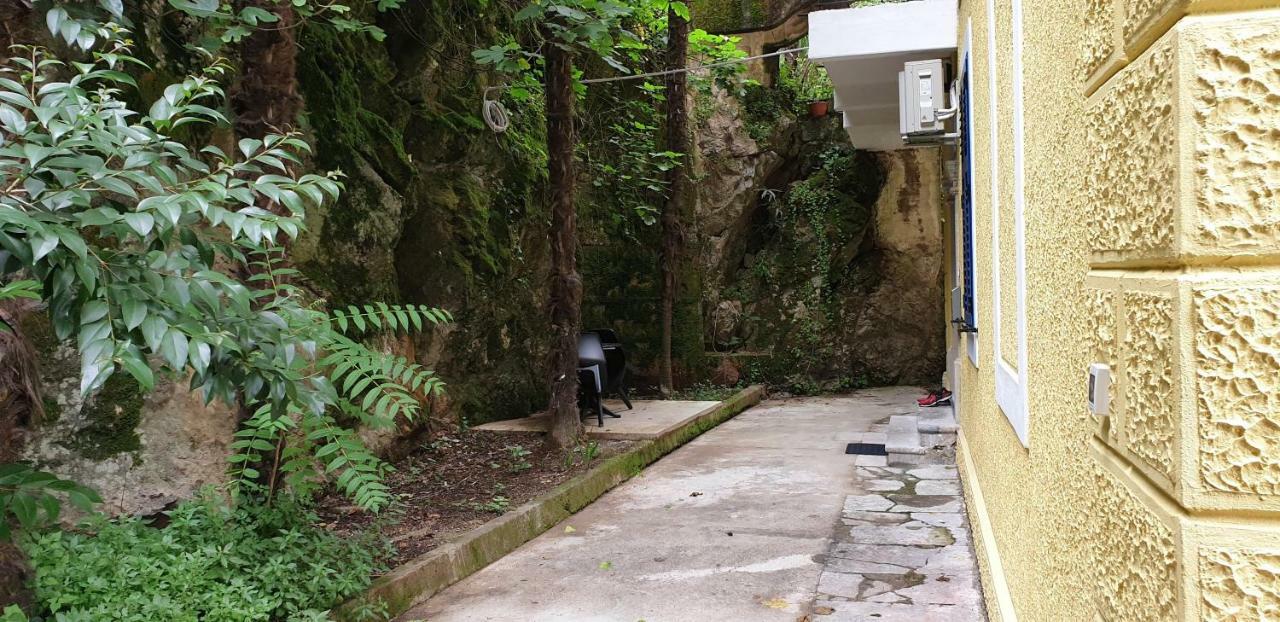 Apartment Kaza In Center, With Terrace, Private Parking, Step To The Sea Opatija Exterior photo